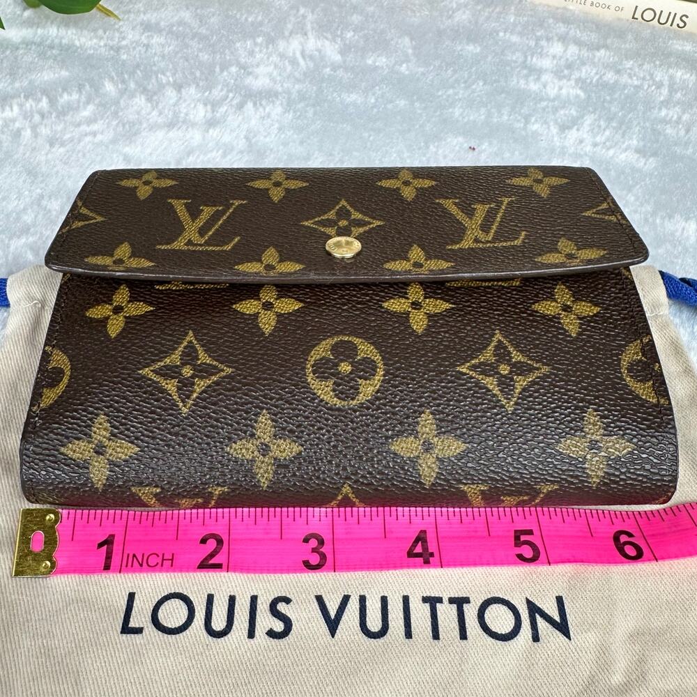SOLD Louis Vuitton Monogram Porte Tresor Etui Papiers  Crossbody w/ Chain - Picture 13 of 14